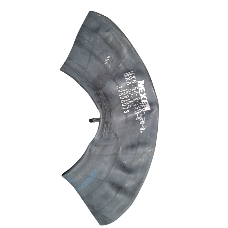 CHAMBRE A AIR 16X6.50-8  VALVE DROITE CHAMBRE A AIR 16X6.50-8  VALVE DROITE